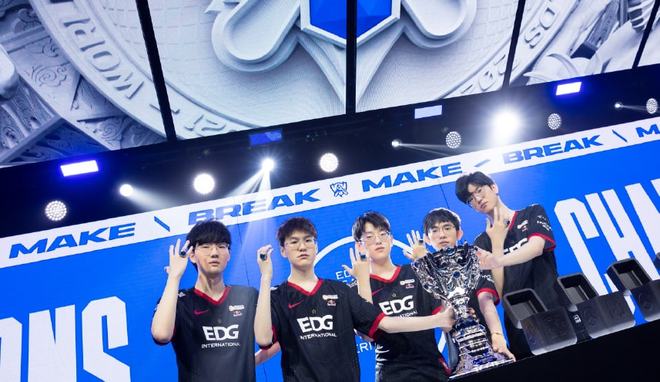 指挥防线以 指挥防线以