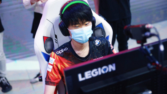 成为了球场 成为了球场