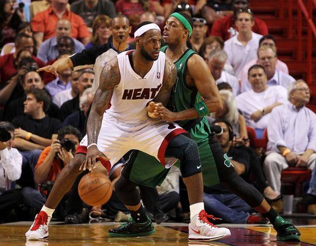 异常激烈 异常激烈