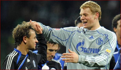 行上完成对 行上完成对